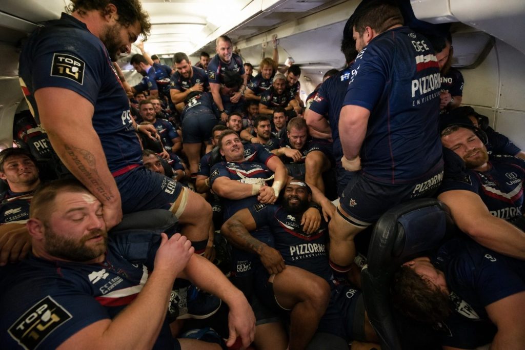 Pourquoi l&rsquo;avion est plus cher quand on est en groupe ?